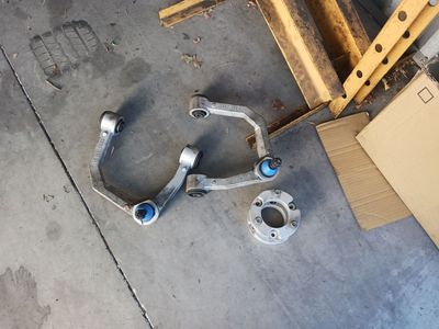 Tacoma/4runner level and control arms