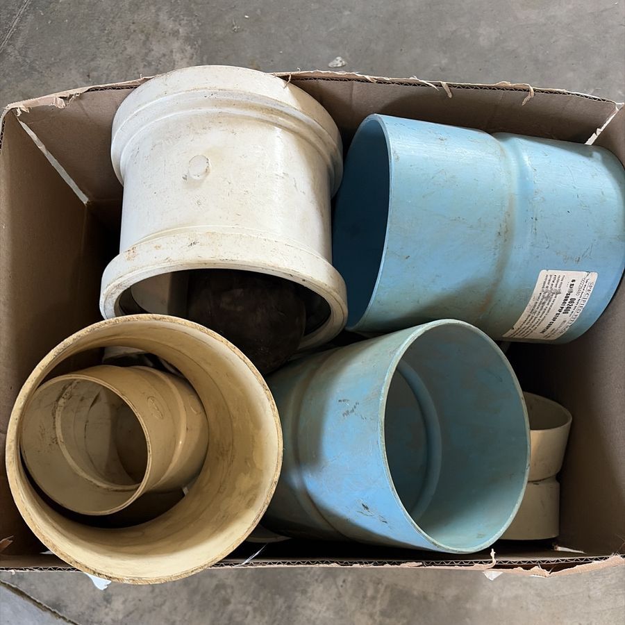 Assorted pipe pieces