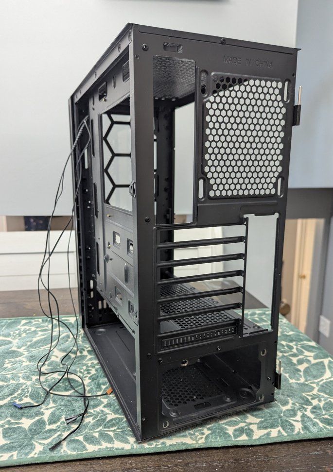 Main image 3