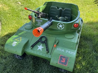 24V Ride on Tank