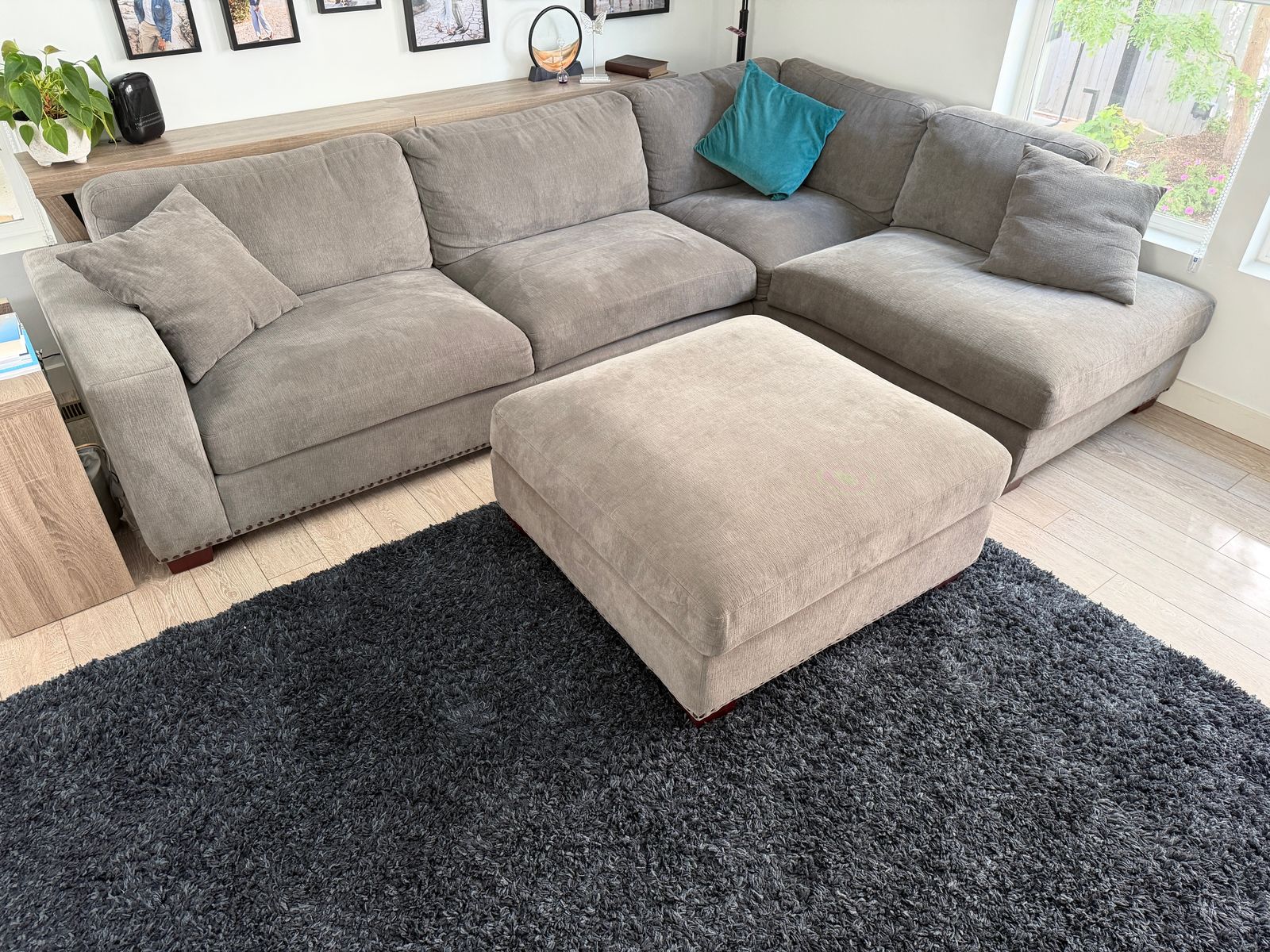 Sectional Couch 10x7 "J" Shape w/ Ottoman - Terrific Shape! No Pets!!