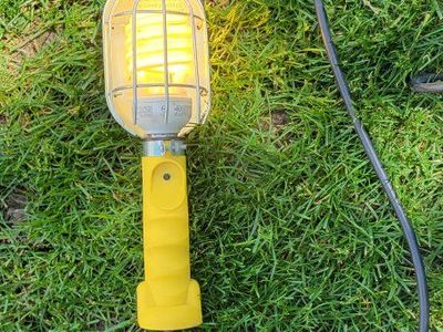work light with mental guard.