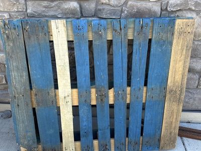 Free Small Wood Pallet