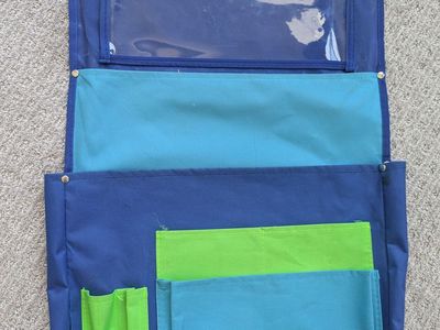 Teacher Created Resources Chair Pocket, blue/green