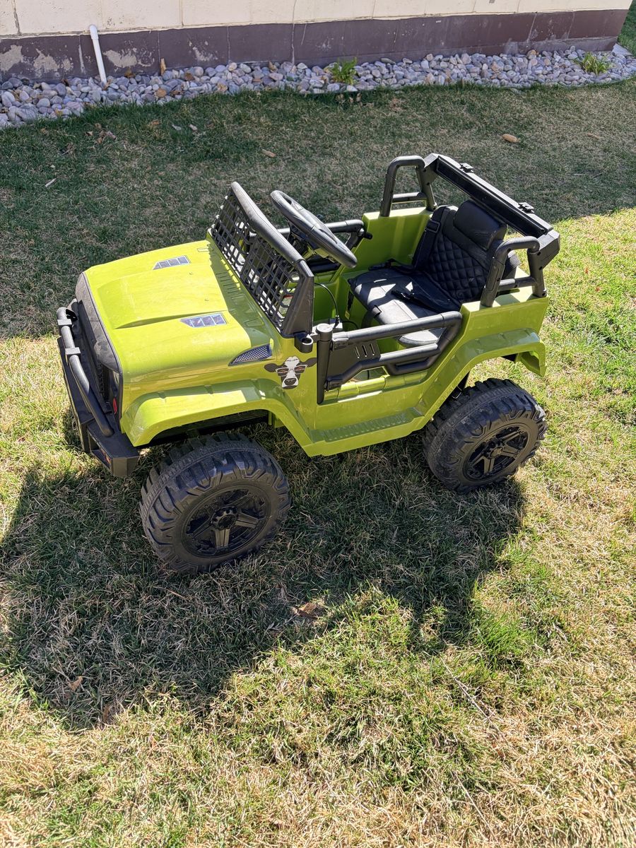 Kids 12V Ride On Jeep