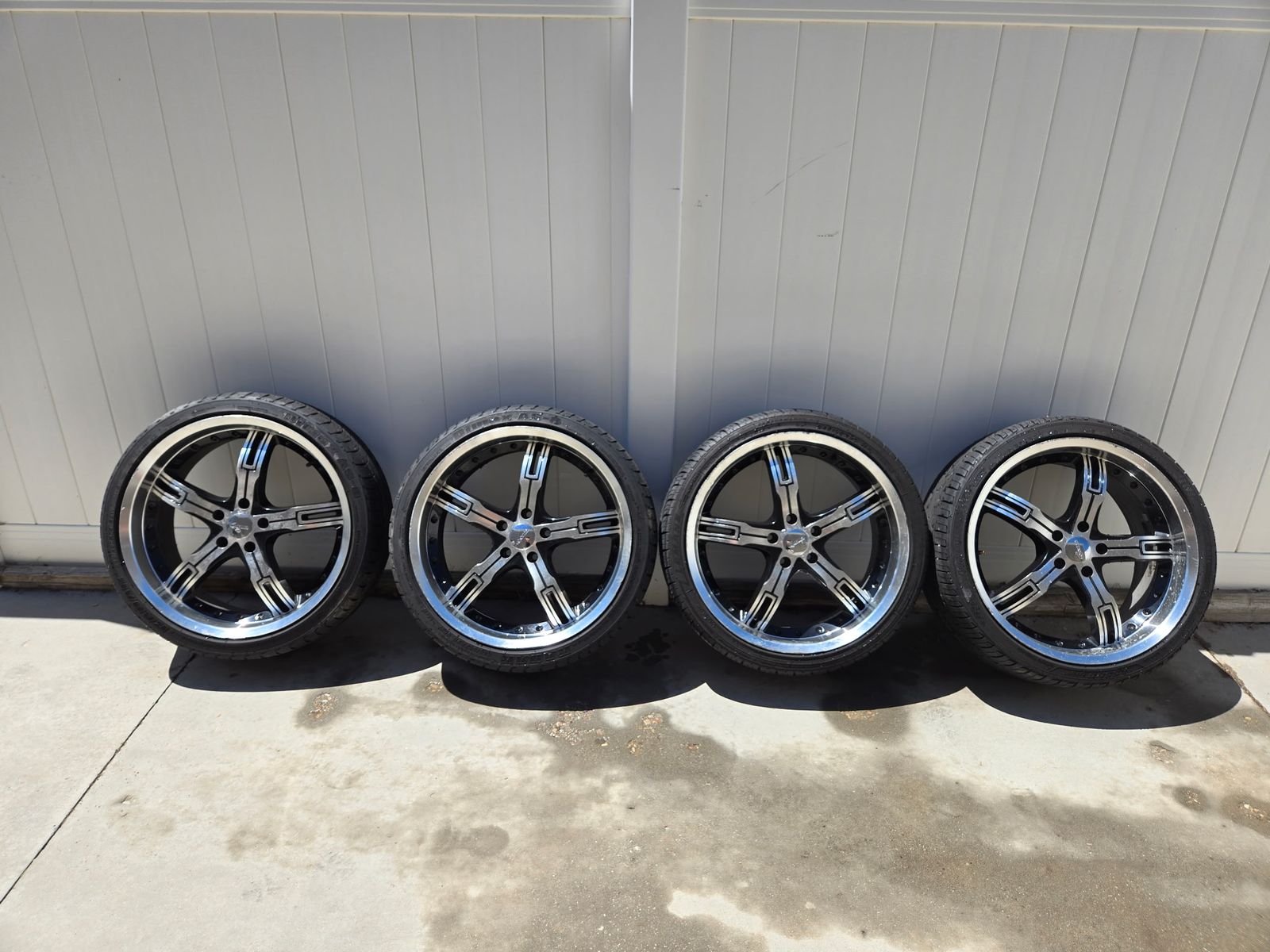 Set of Four 20" Wheels