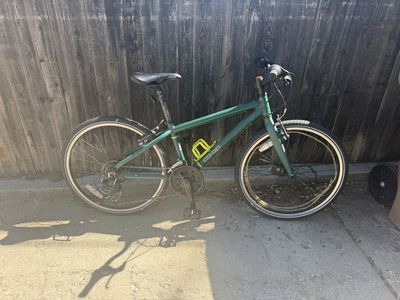 REI REV CTY 24” kids bike