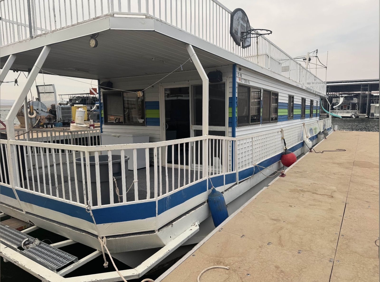 HOUSE BOAT SHARE AT LAKE POWELL FOR SALE. $4000