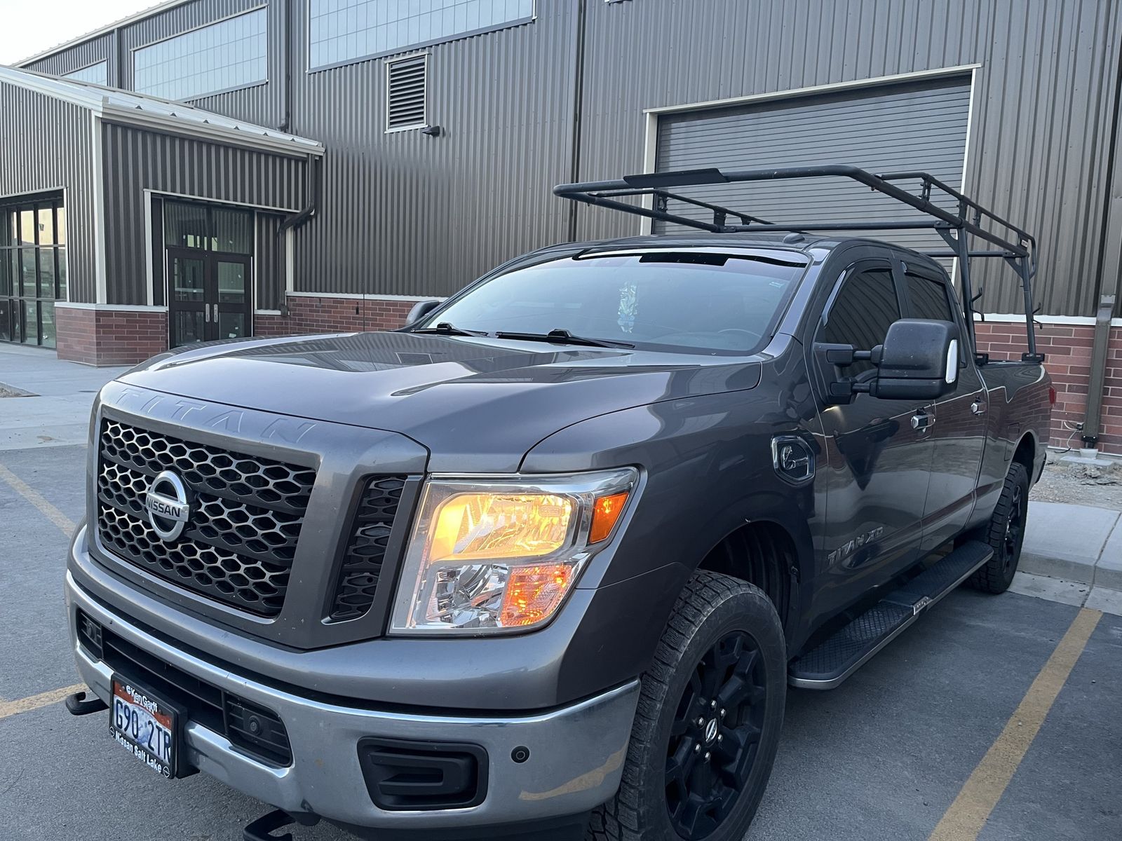2019 Nissan Titan XD 