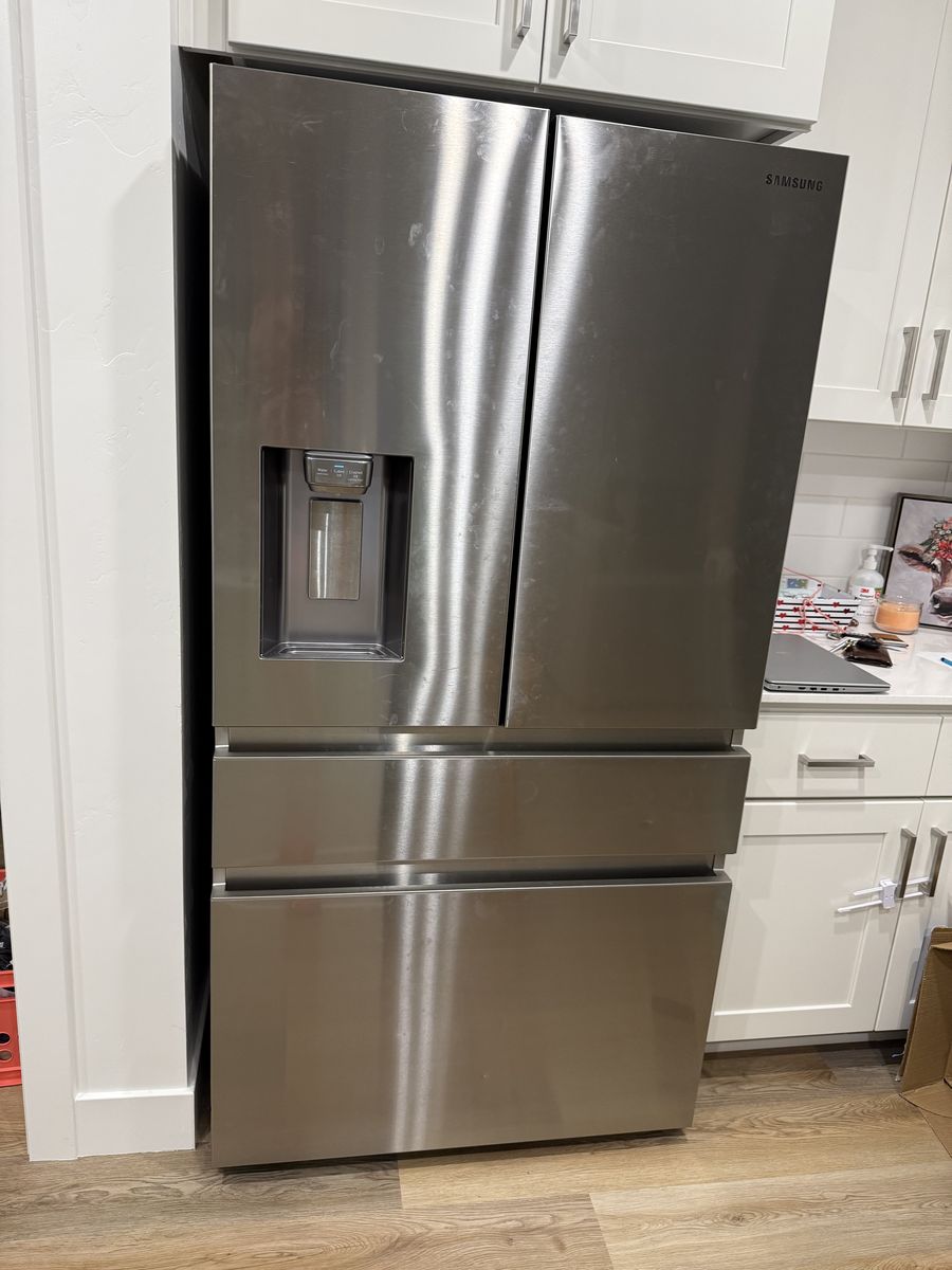 Samsung 23 cu Ft Counter Depth 4 door French Door