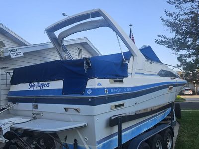 1987 28 Bayliner Contessa "2850 Sunbridge"