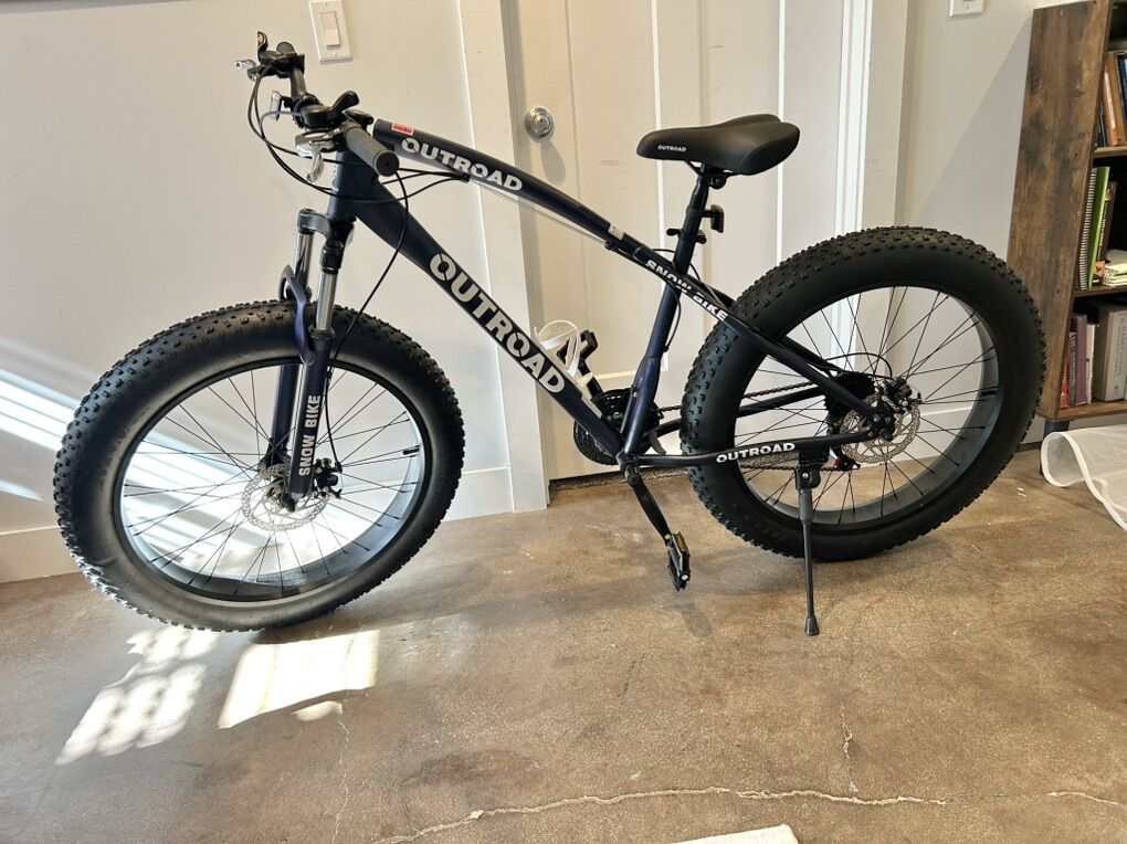 New Outroad Fat Tire Mountain Bike 26 In. 21 Speed