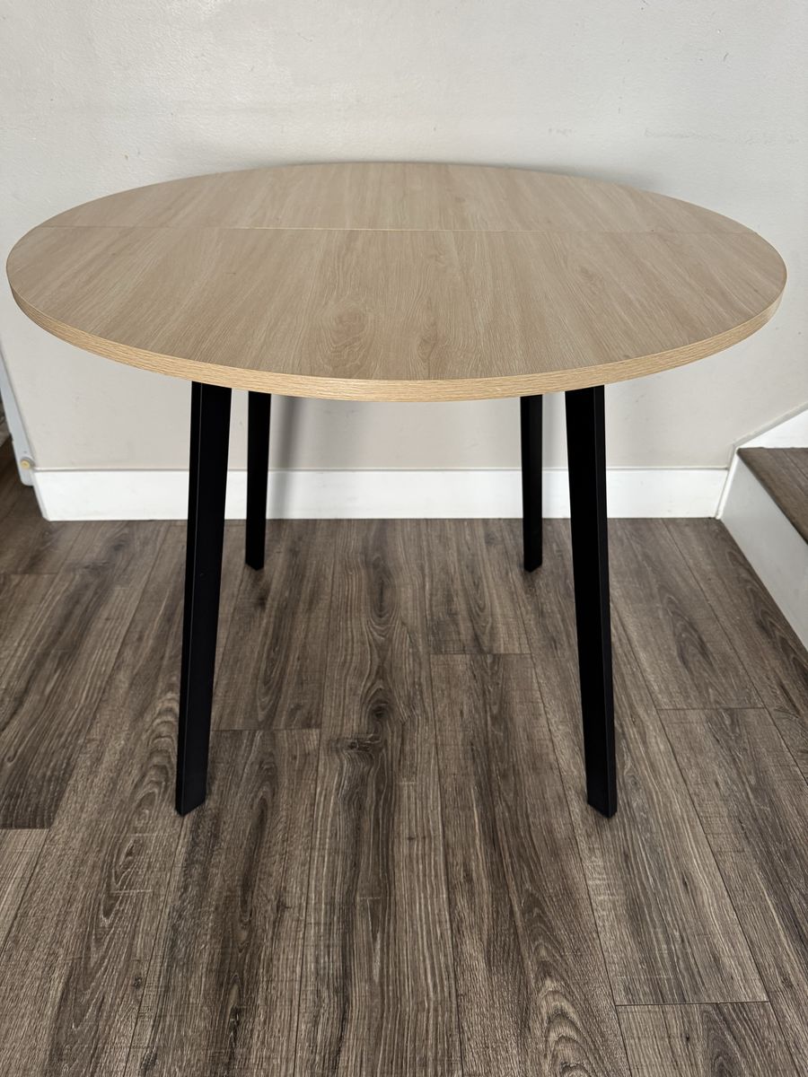 Small Round Dining Table