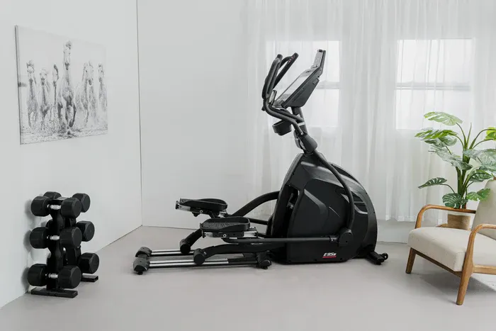 SOLE E95S Adjustable Stride Length Elliptical