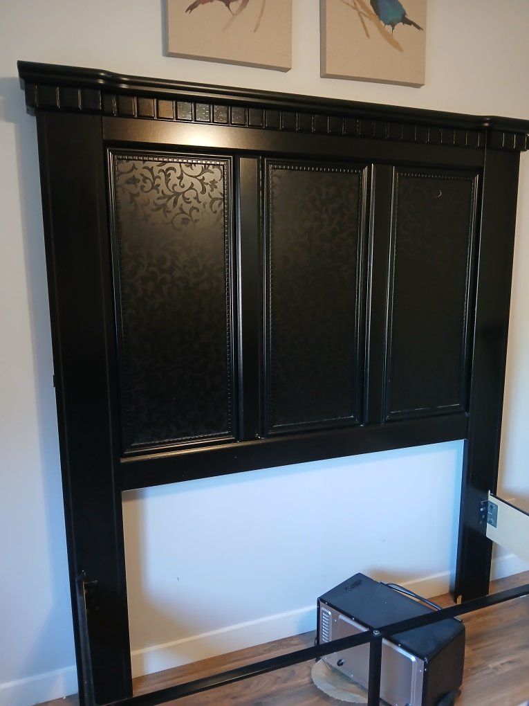 Queen size Black Wooden Bed Frame with Headboard, Footboard, and Storage Drawers