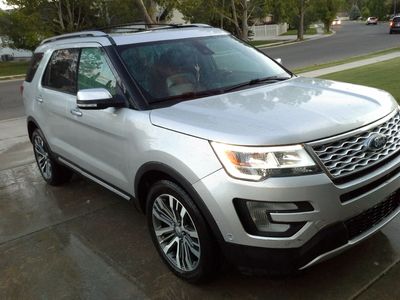 2017 Ford Explorer Platinum