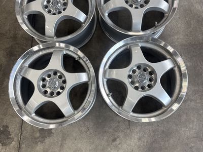 16x7 Wheels
