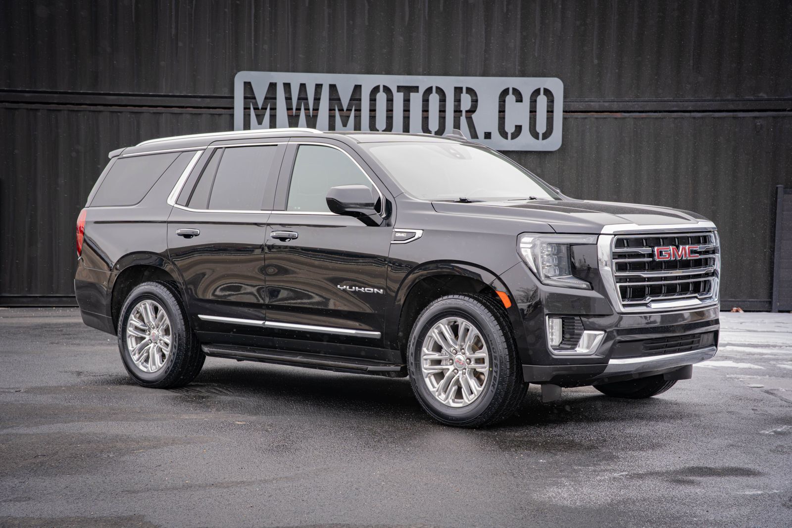 2022 GMC YUKON SLT