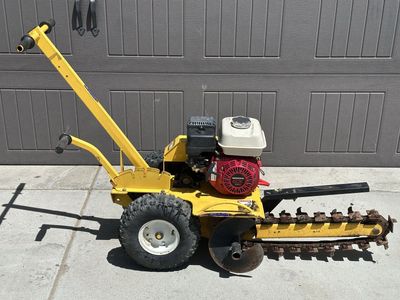 Groundhog T4 Trencher – Honda Engine