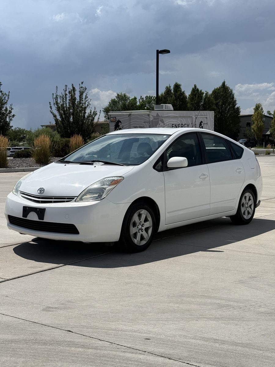 2005 Toyota Prius II