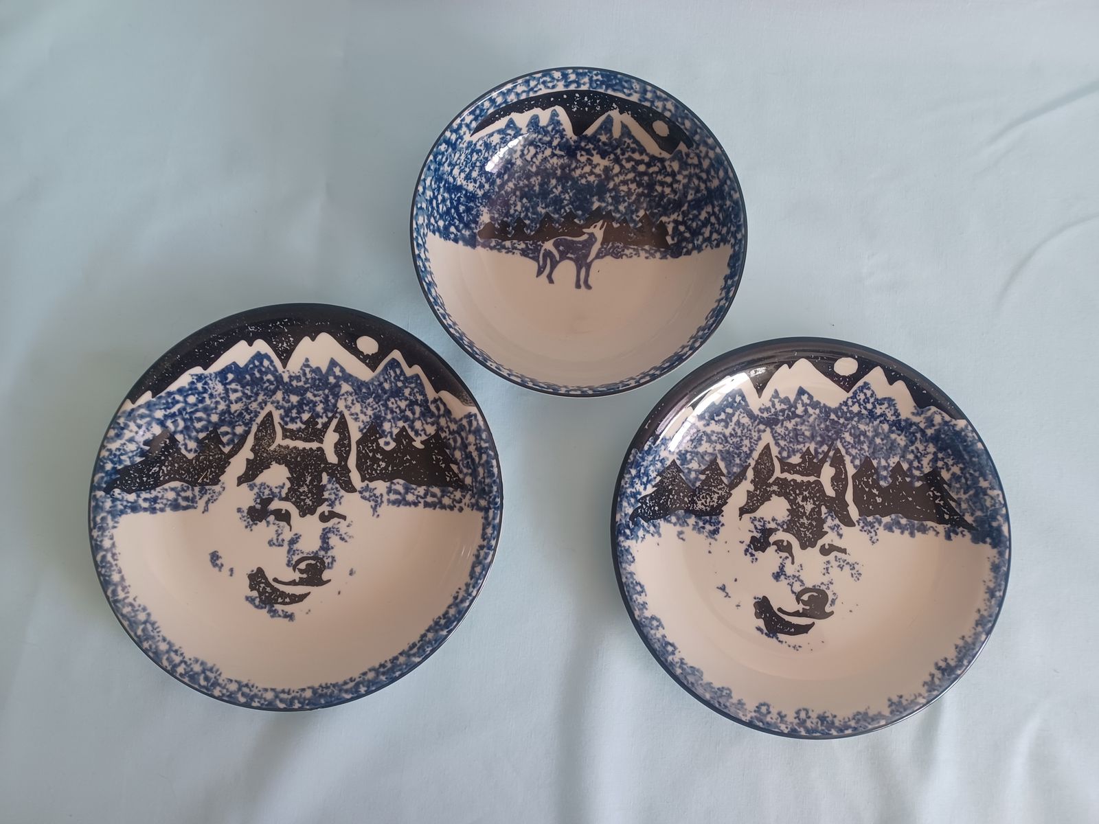 Folk Craft 'Wolf' Stoneware Plates and Bowl/Dish