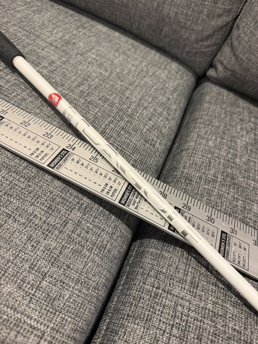 Golf LAGP P-Series P.135 Putter Shaft Graphite White Pull w/ Good Grip