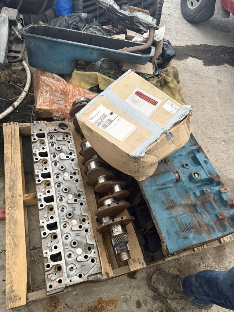 DT466 Engine + Allison Auto Trans w/ PTO