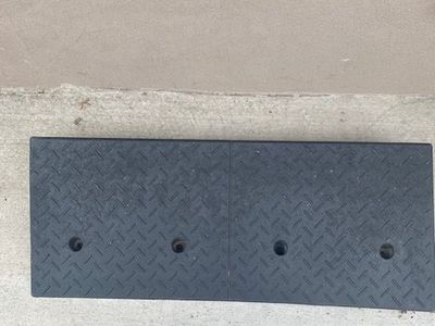 Heavy Duty Rubber Curb Ramp