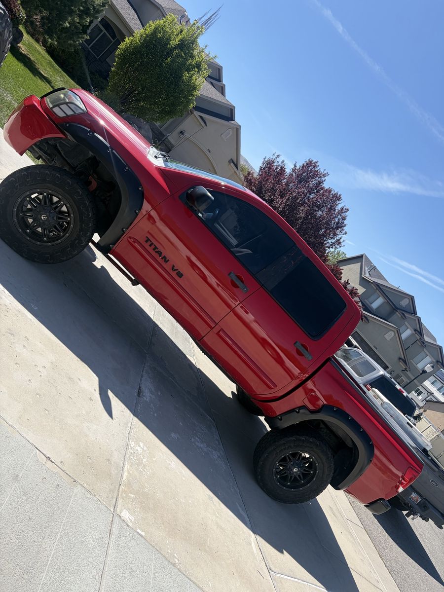 2012 Nissan Titan SV