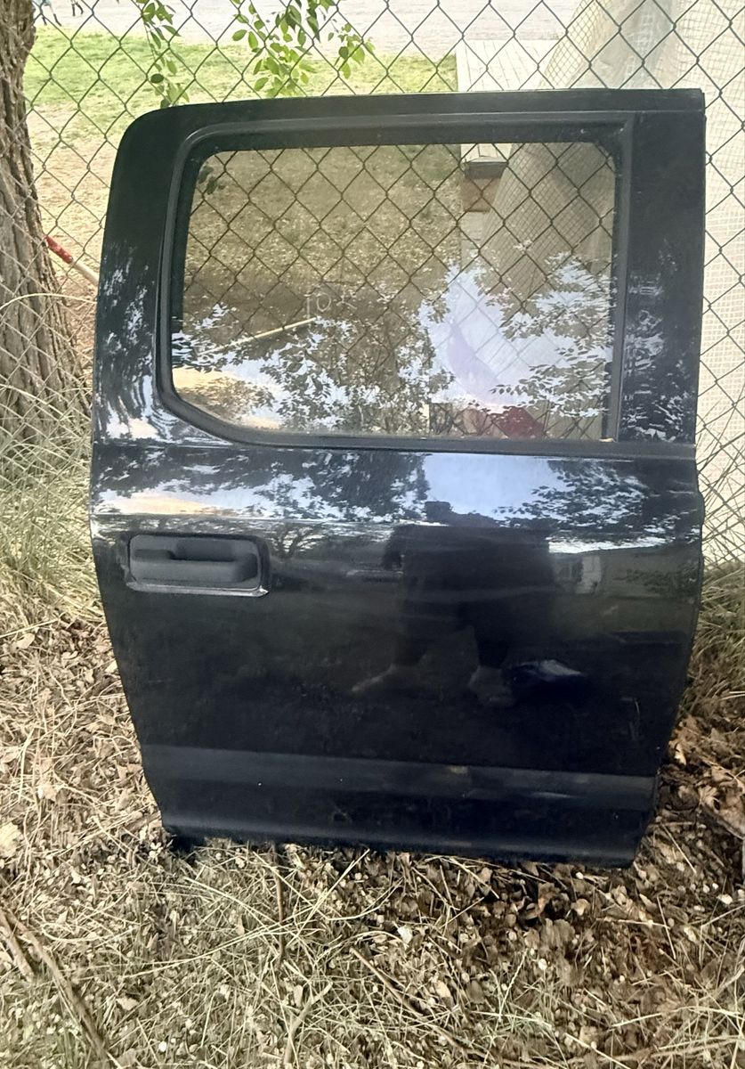 15-20 f150 17-22 f250 rear passenger door