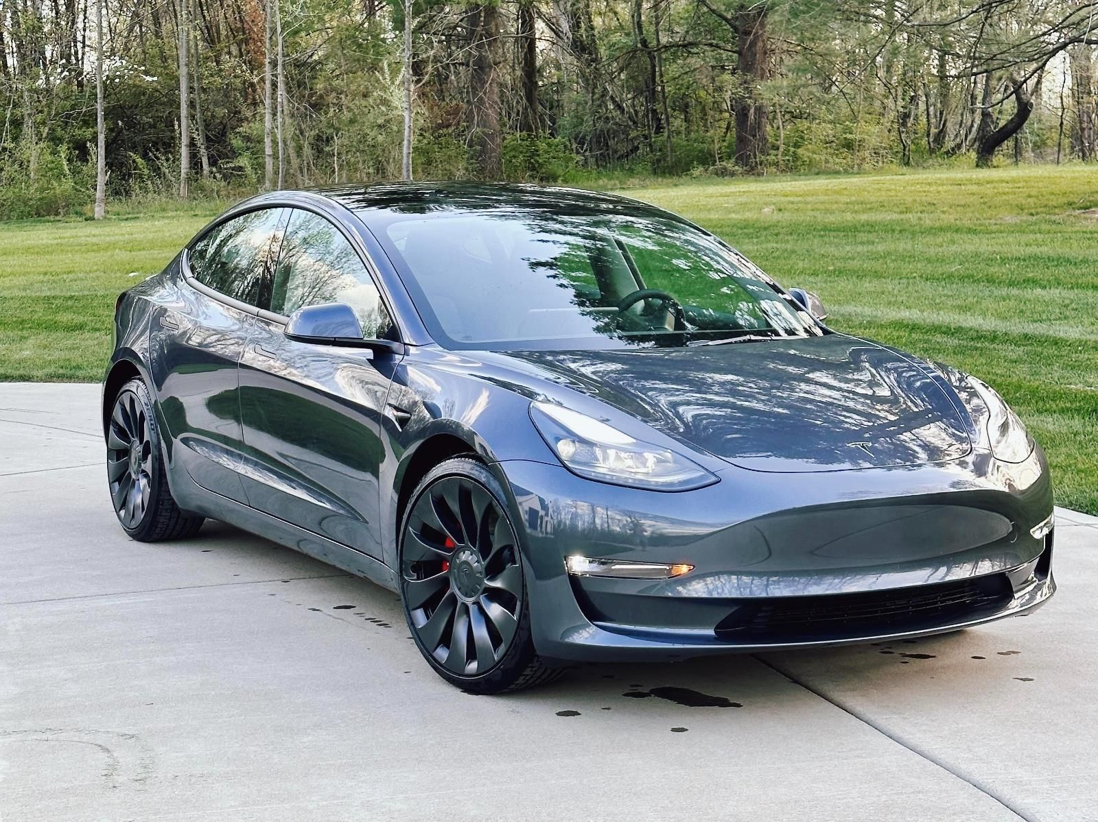 2023 Tesla Model 3 Performance