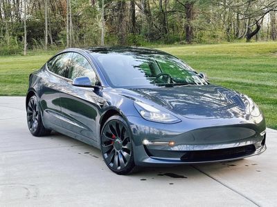 2023 Tesla Model 3 Performance