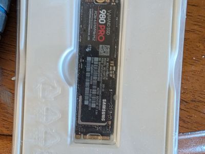 Brand new 1tb NVME samsung 980 Pro
