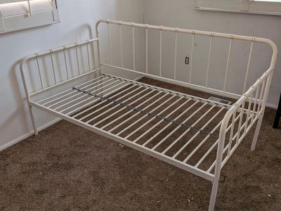 Twin Daybed with Trundle