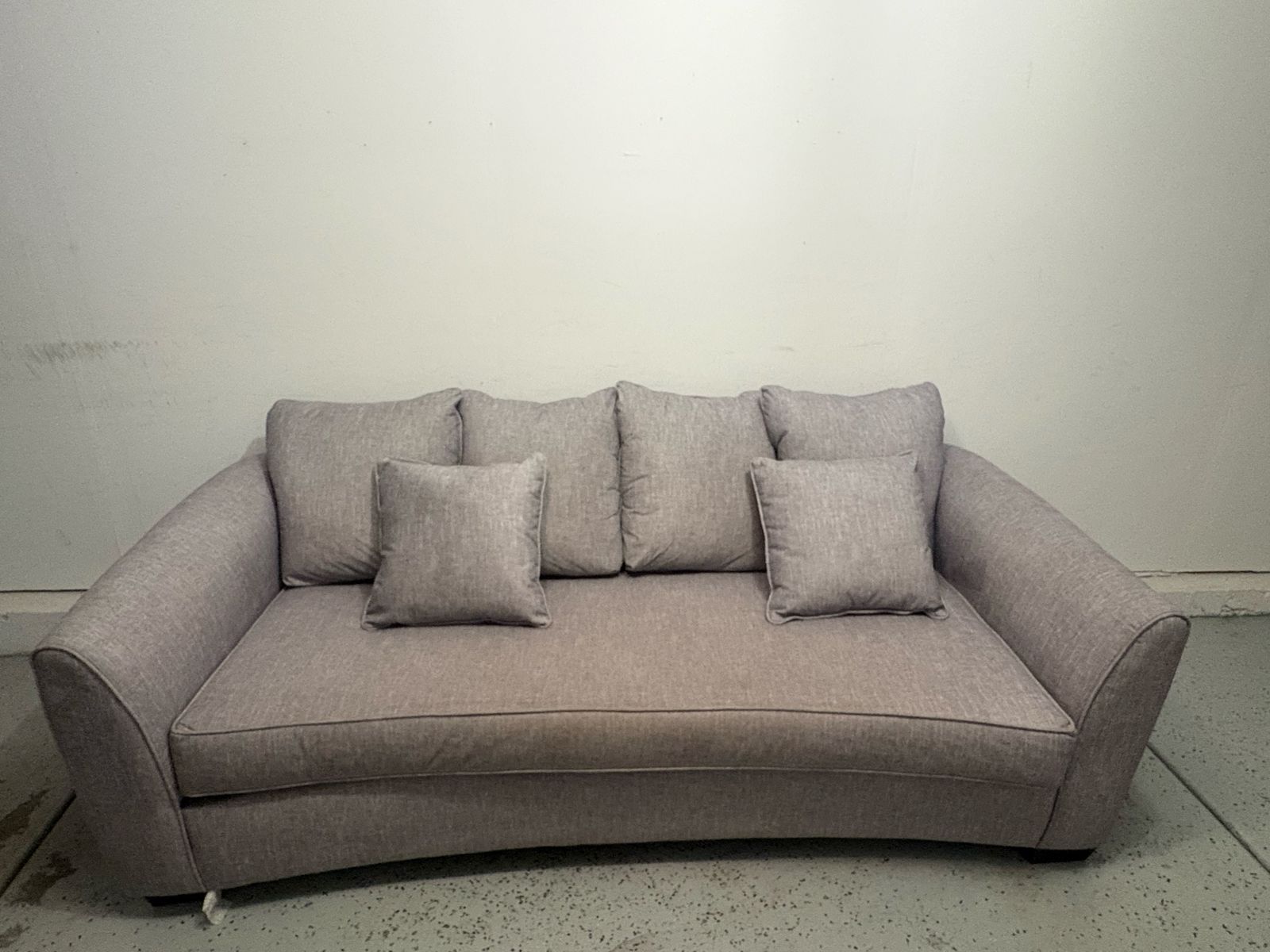 Main image 4
