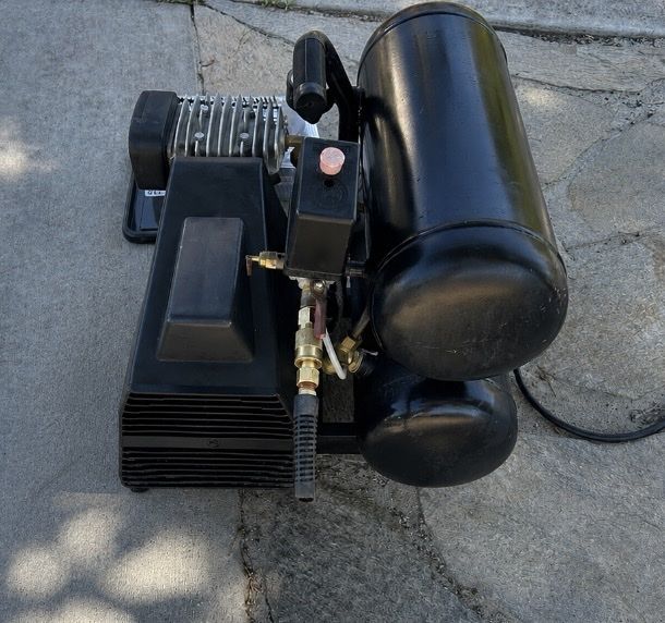 Portable Twin Tank Electric Air Compressor