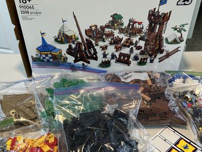 Lego Castle Siege Encampment Bricklink designer set 910045