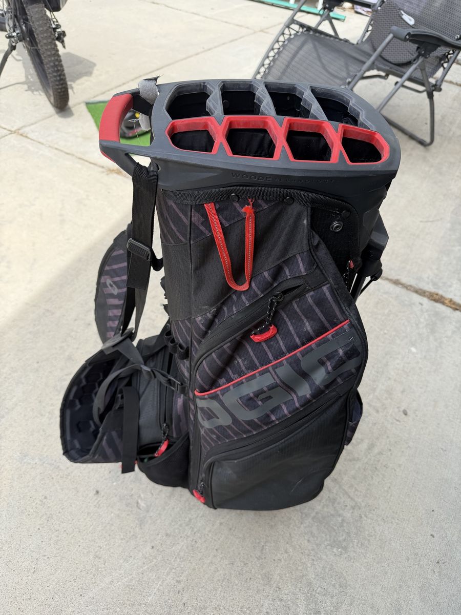 OGIO 2024 WOODE HYBRID GOLF STAND BAG BLACK