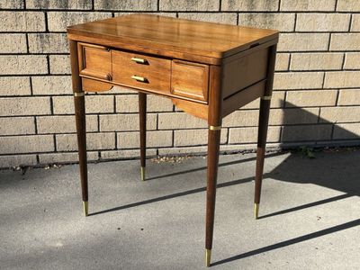 Beautiful Mid CenturyModern table. Great entryway table or side table vintage MCM