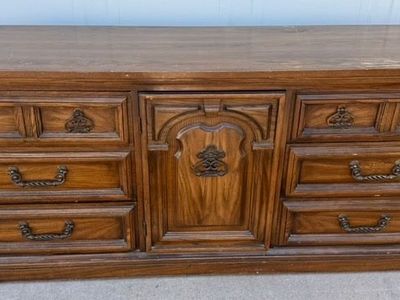 Gorgeous dresser