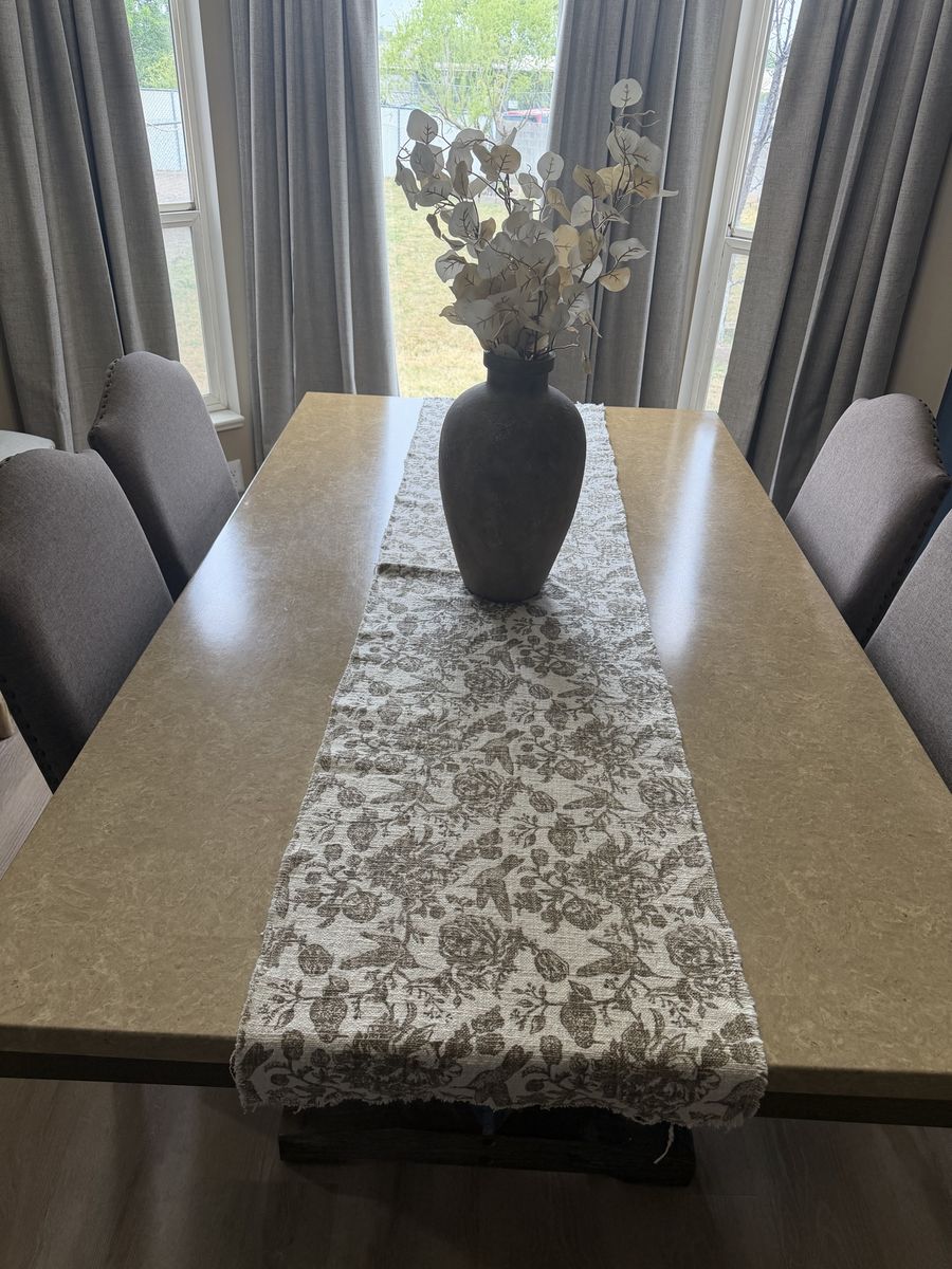 Dinning table