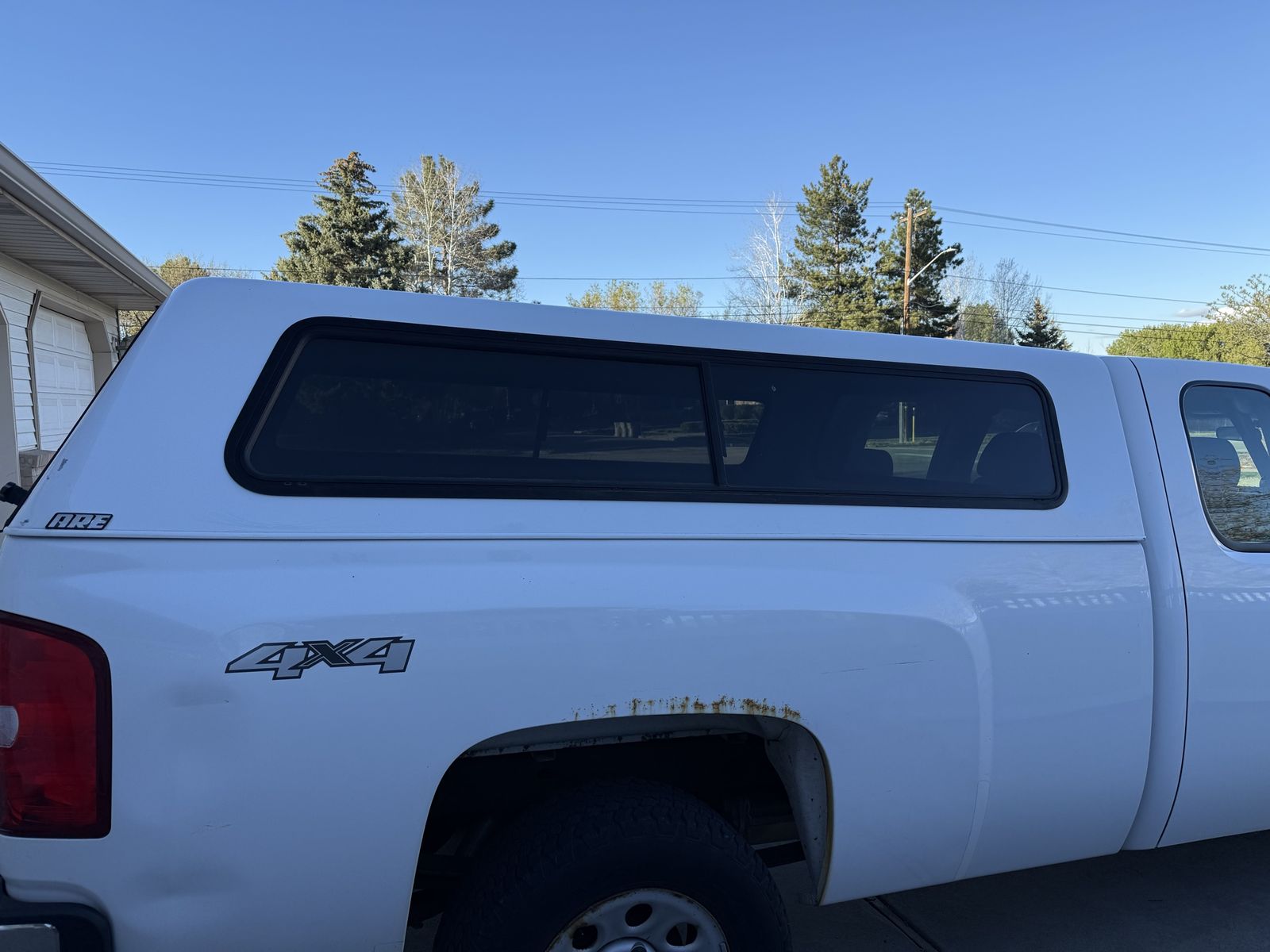 8ft Truck Bed Camper Shell 07-13