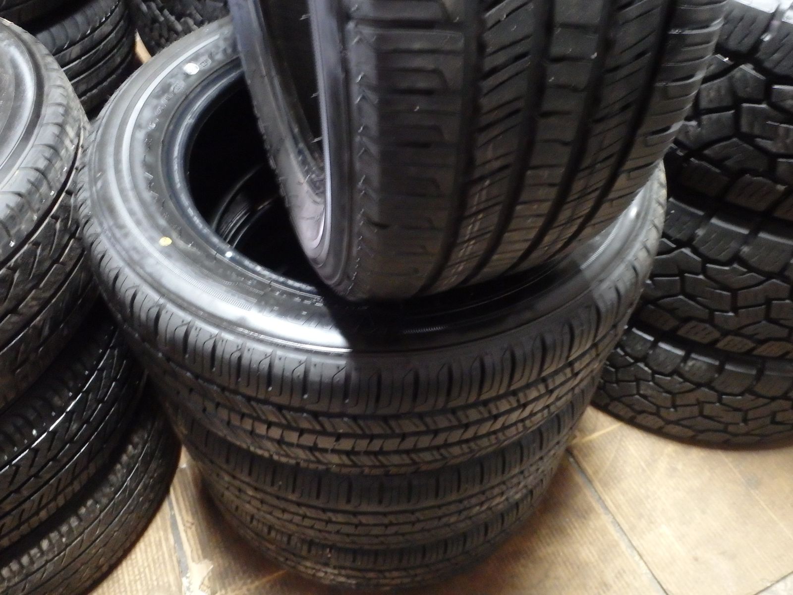 205/55R16 KENDA KENETICA TOURING AS SET OF USED TIRES