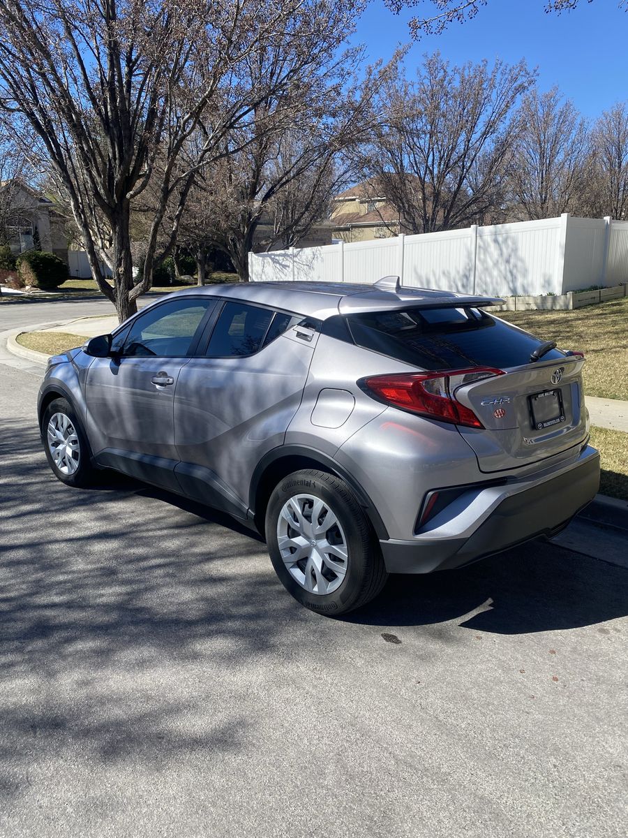2019 Toyota C-HR LE