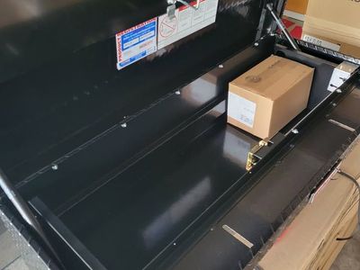 Lo-Side Box Low Profile Driver Side 3.2 - Universal Fit - Most Full-Size and Compact Trucks