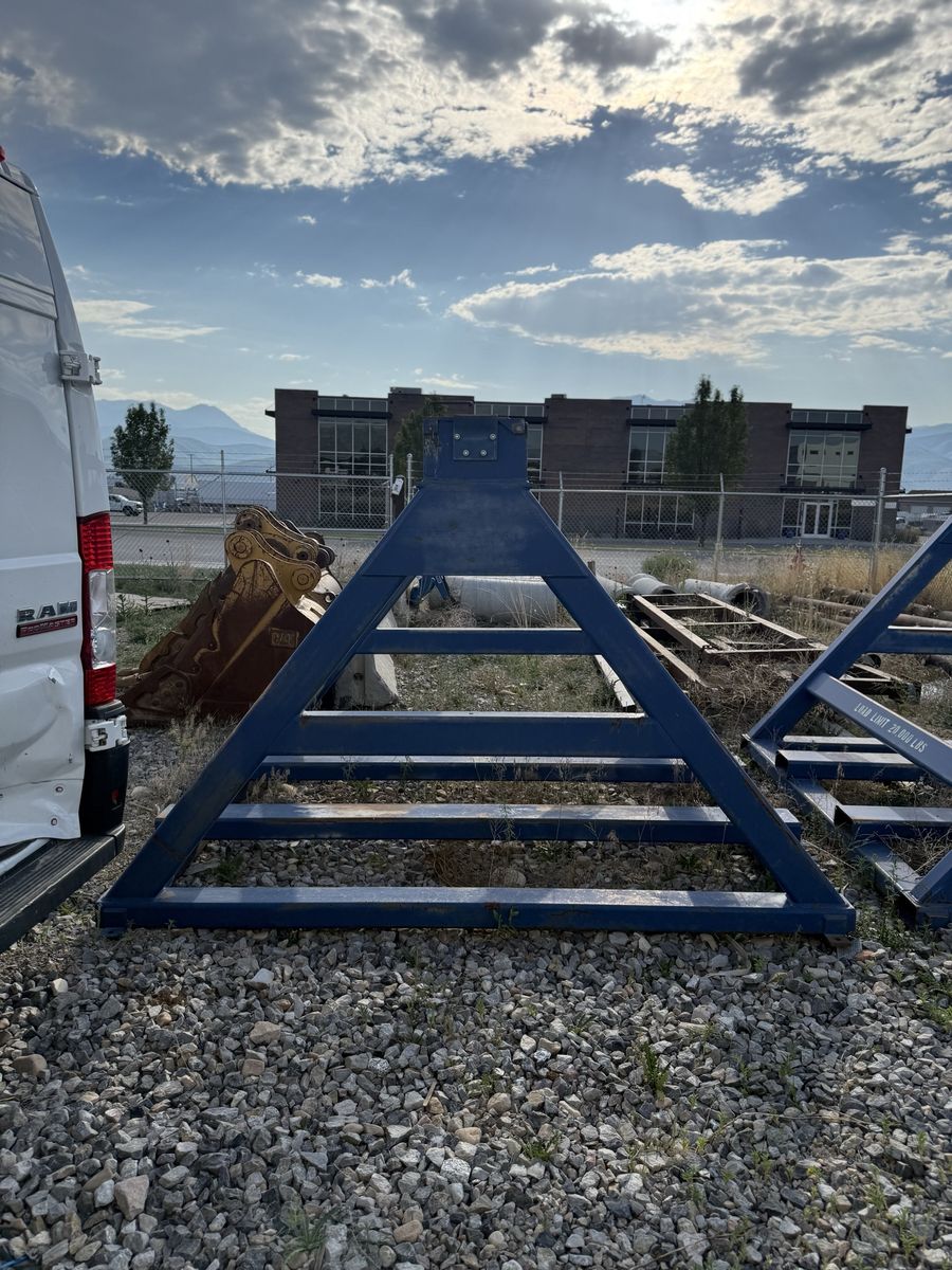 Main image 3