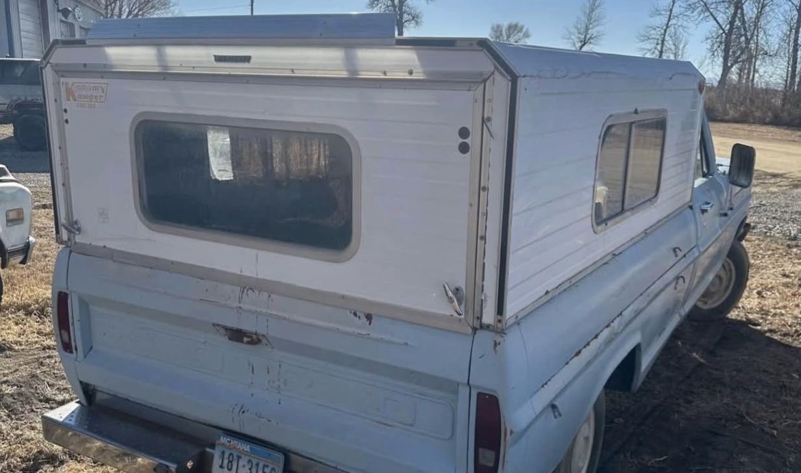 Vintage camper shell 8 foot bed