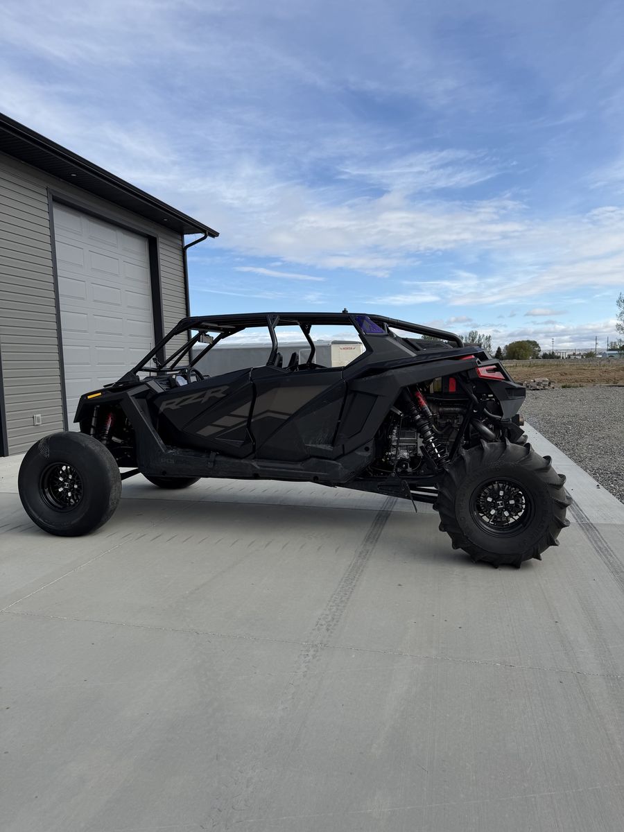 2022 Polaris Pro R 4 Turbo