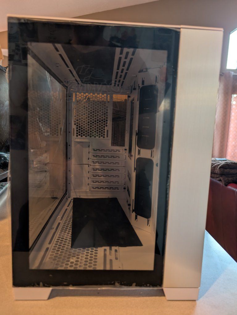 LIAN LI O11D Dynamic Mini V1 ATX Mid-Tower Airflow