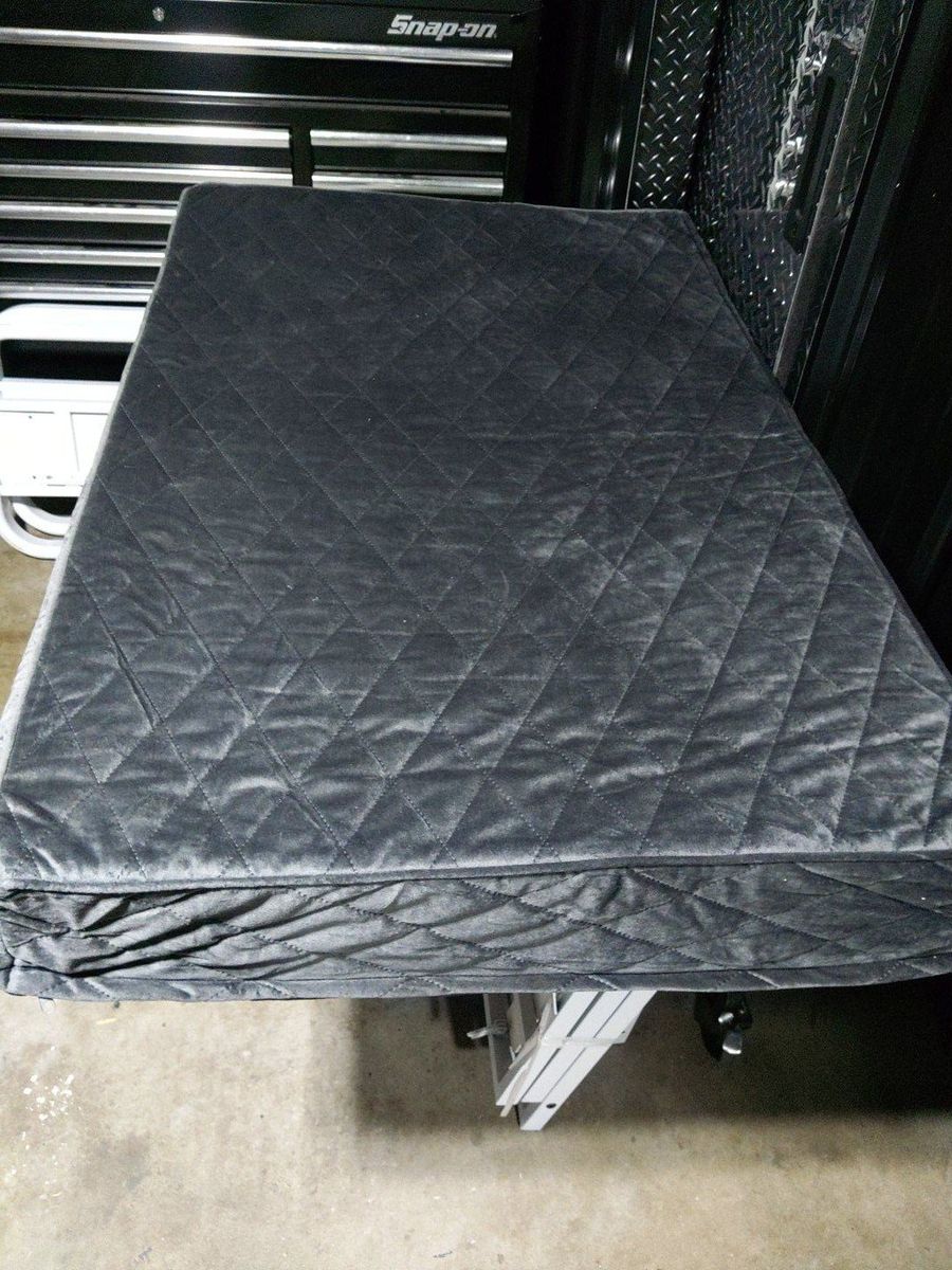 New XL Dog Bed Serta Comfort Black Velvet 45x30x6